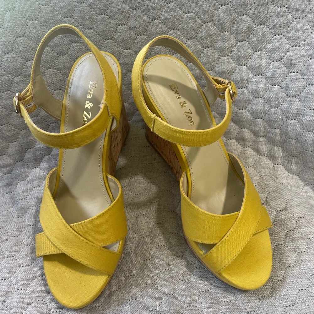 Chic Yellow Sandals with Adjustable Strap